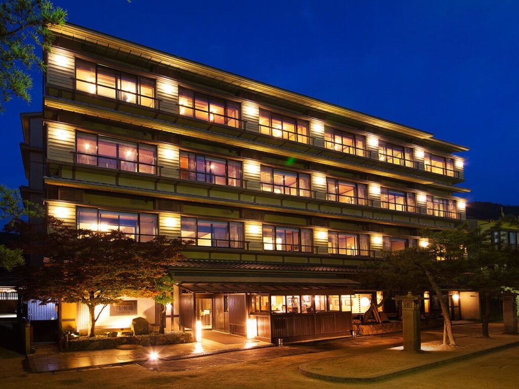 宮島　錦水館