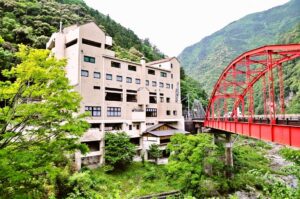 峡谷の湯宿 大歩危峡まんなか 写真